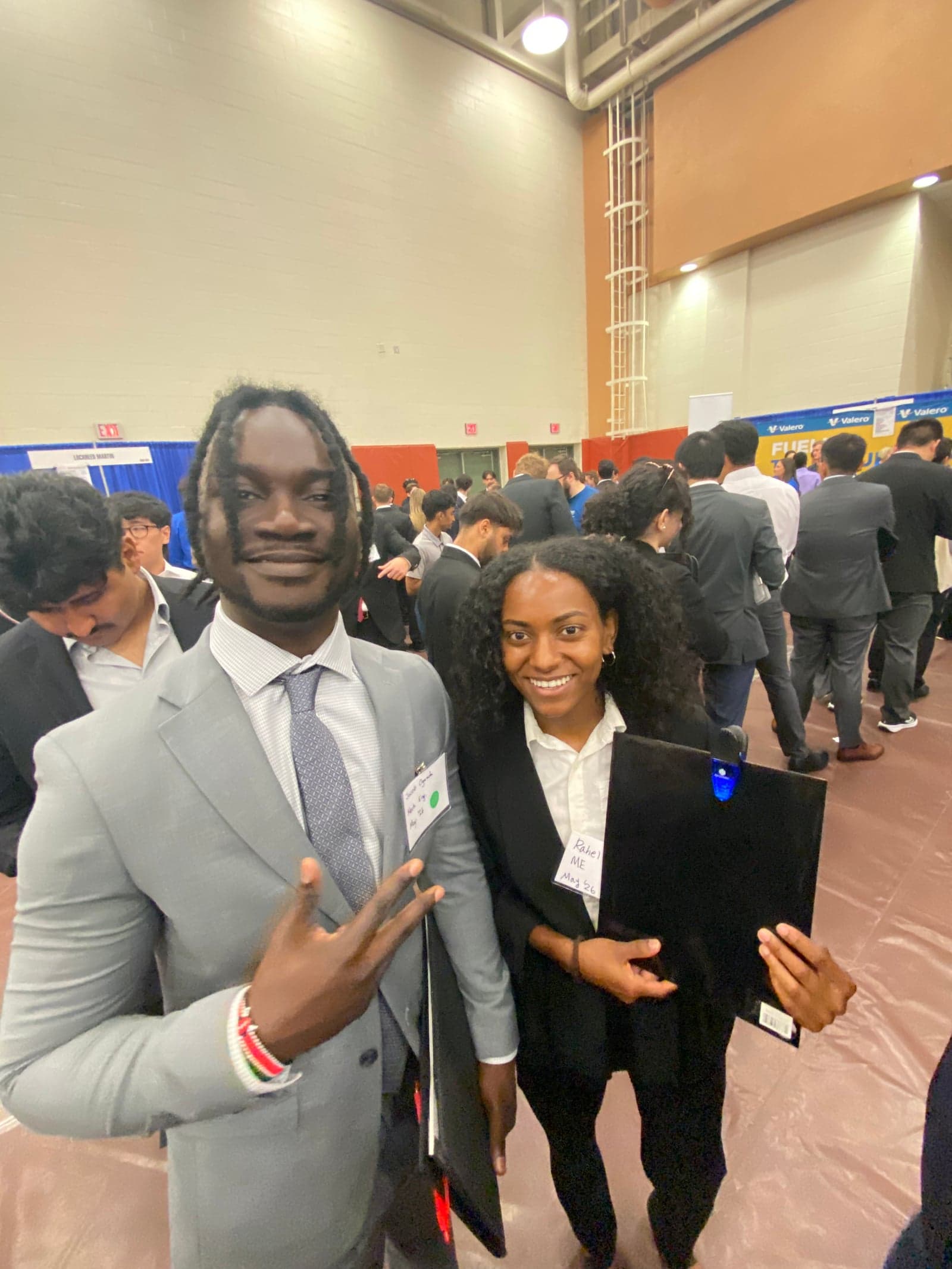 NSBE members networking on the Fall 2025 expo floor